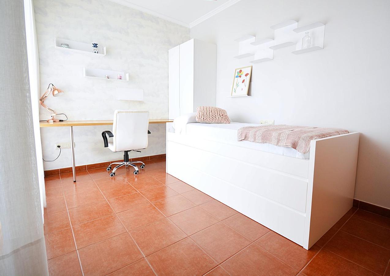 Galihost - Apartamento Con Piscina En El Centro De Sanxenxo Esterno foto